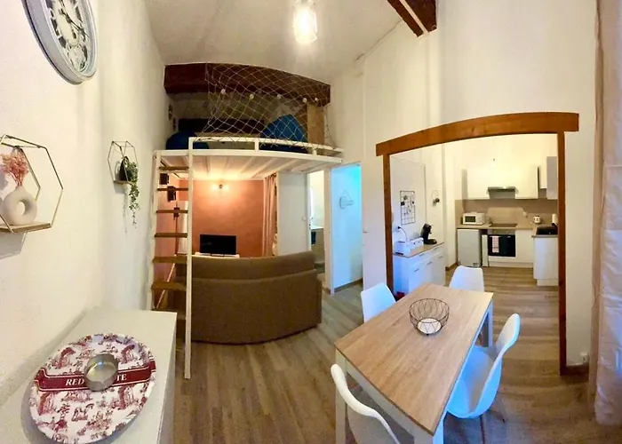 Cosy A Centre 나르본